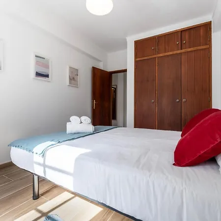 Luminous 2bdr Flat W/balcony By Lovelystay Apartment Albufeira